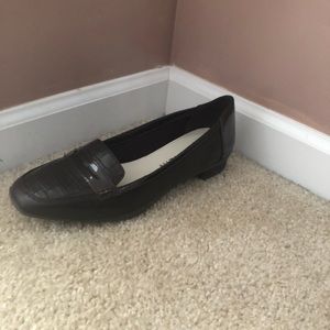 Brown Anne Klein loafers
